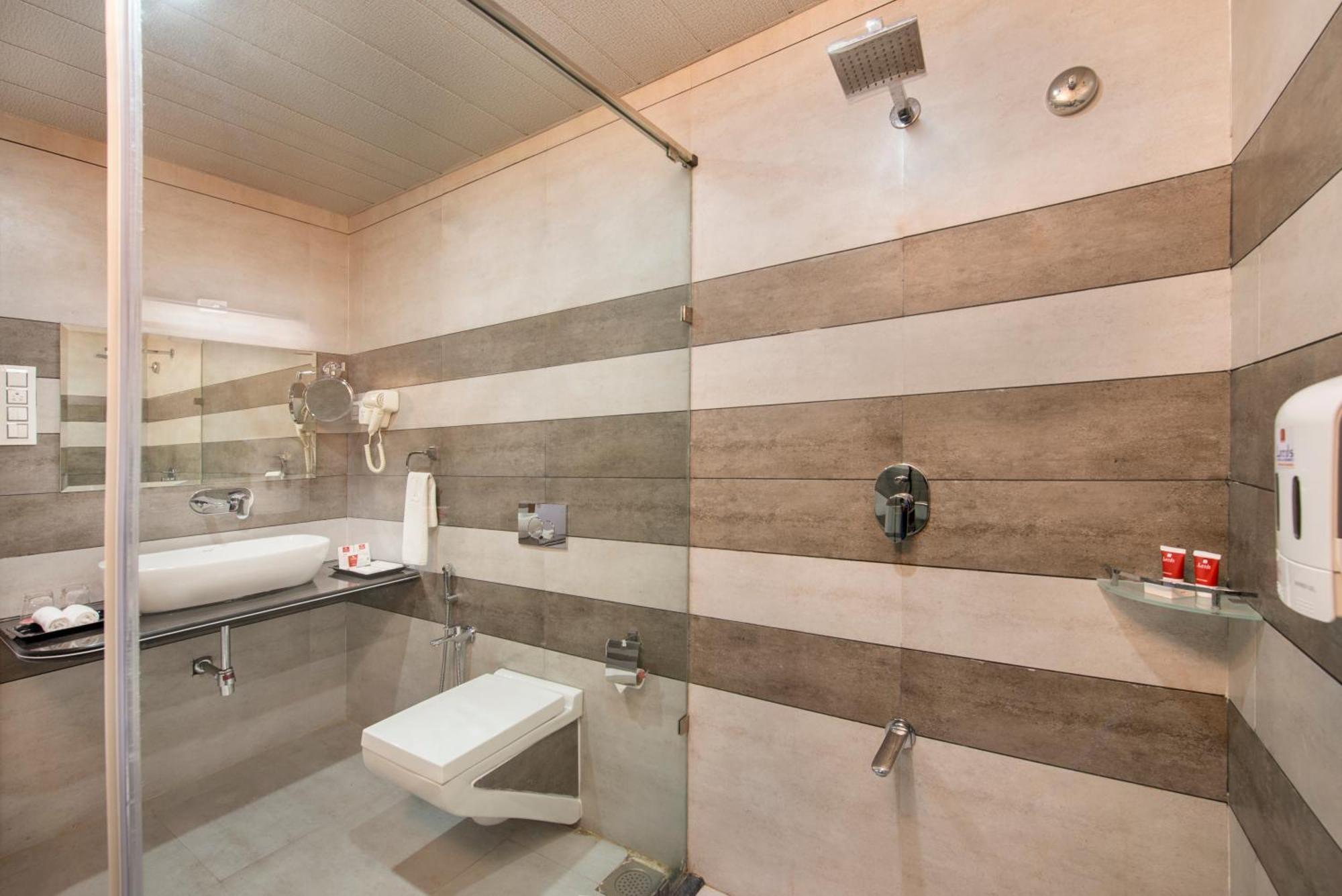 Lords Eco Inn Morbi Pokój zdjęcie
