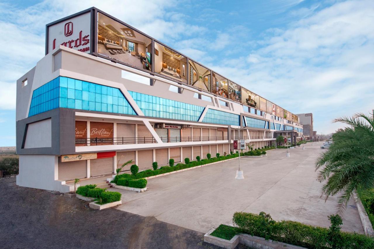 Lords Eco Inn Morbi Zewnętrze zdjęcie
